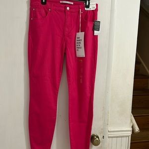 NWT Celebrity Pink Women’s Mid Rise Ankle Skinny Jean. Hot Pink Sz 11/30